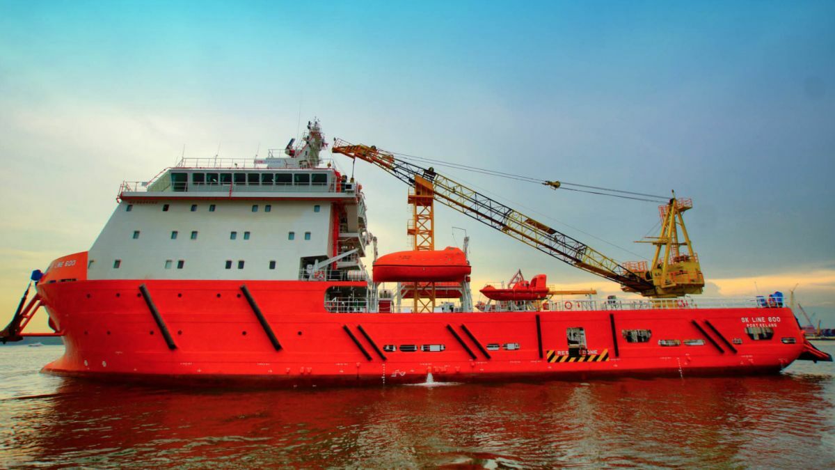 Oil price collapse, coronavirus threaten fragile OSV recovery