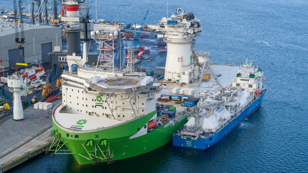 Newbuild dual-fuel installation vessel records German LNG milestone