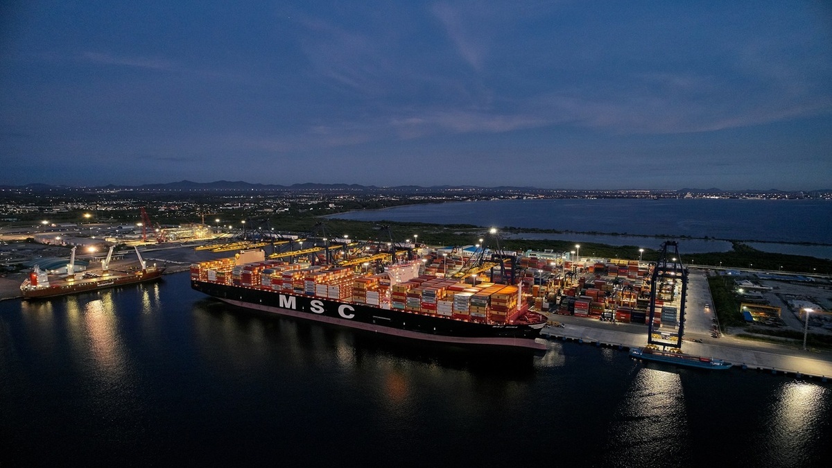 Thailand achieves 'milestone' with mega-container ship call