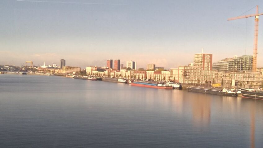 Hackers may already be hitting ports, say experts