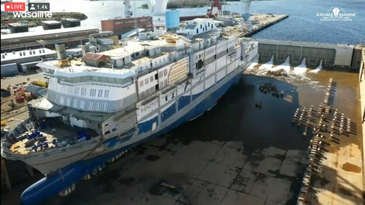 Wasaline floats out world's 'most environmentally friendly ropax'